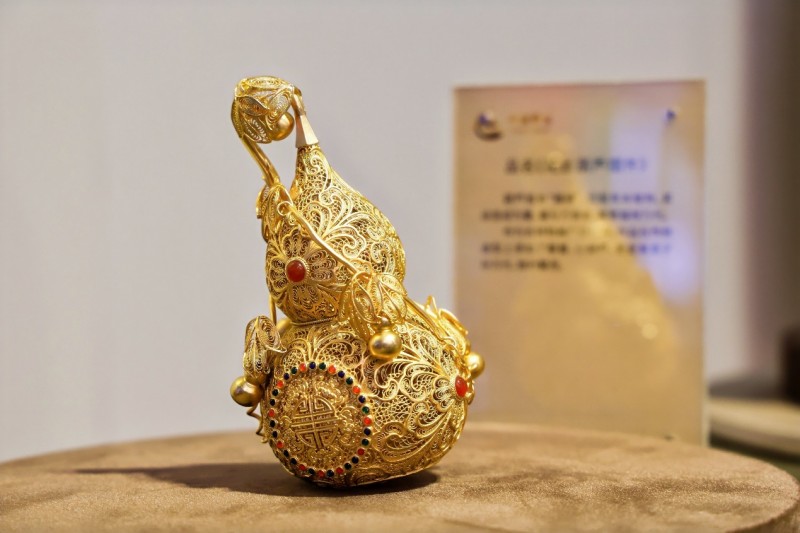 文化為基 大師匠藝——中國黃金海南消博會盡展國潮風尚金銀制品